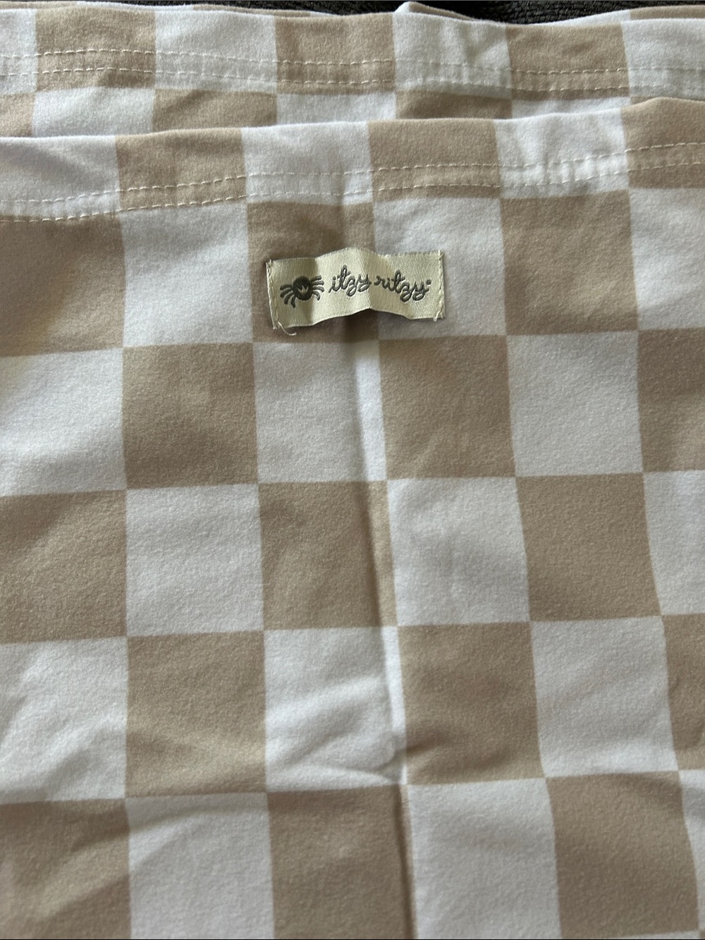 Itzy Ritzy 4 in 1 Nursing Cover